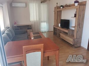 нощувки Апартамент до Летния театър и плажа