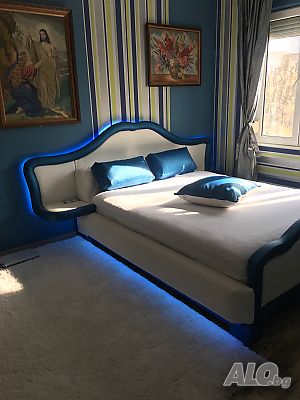 Легло в стая Чудесен апартамент, в кв Кършияка срещу хотел Санкт Петерсбург, 4 луксозни стаи 20 € на човек.