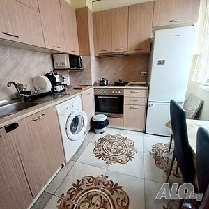 нощувки Двустаен апартамент в центъра на гр. Бургас, месечно или наем на ден