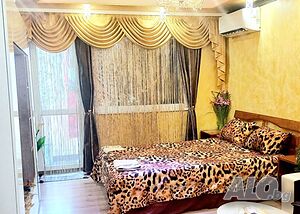 нощувки Самостоятелна стая - студио за ПОЧАСОВО ползване в центъра на Бургас.