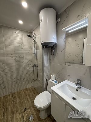 нощувки Модерен едностаен апартамент за Нощувки в Студентски град