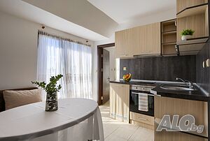 нощувки 🔝ОФЕРТА | Отличен двустаен до Джани в центъра с прекрасна южна тераса