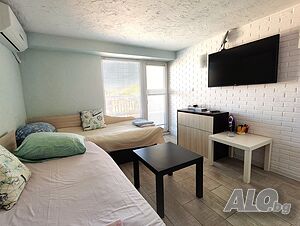 нощувки 🔖ТОП ЦЕНА | Евтин мансарден в Новия град на Несебър до Общината и пешеходно разстояние до плажовете