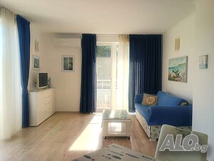 нощувки 📍ТОП ЛОКАЦИЯ | Голям двустаен с частична гледка на първа линия на Южния плаж с басейн и паркомясто