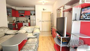 нощувки 💎ТОП ОФЕРТА | Голям двустаен в центъра, за 6 човека, с басейн и веранда