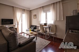 нощувки Emi’s beach apartment - Перфектното лятно бягство в Неа Каликратия - само на 200 м от плажа!