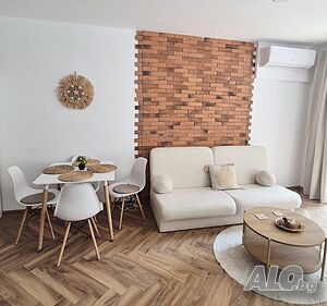 нощувки Чисто нов луксозен апартамент НСА с паркомясто