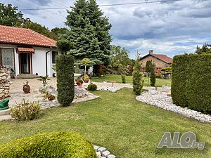 нощувки Самостоятелен апартамент Casa Lilia с двор
