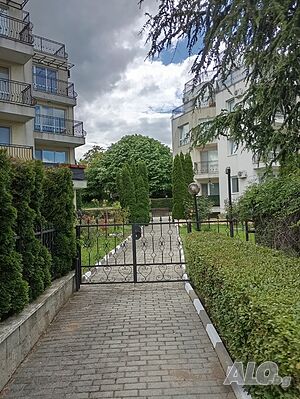 нощувки Отдавам под наем студио Галерия Бяла