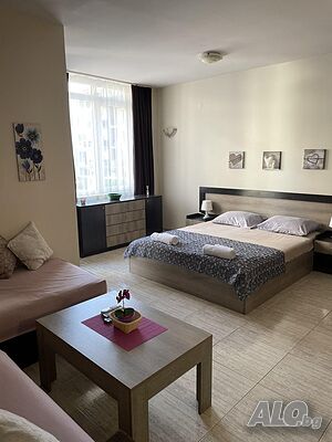 нощувки Просторен едностаен апартамент Apartcomplex St. Sofia в Слънчев бряг