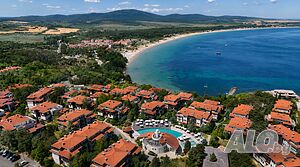 нощувки Тристаен апартамент в комплекс Santa Marina Созопол