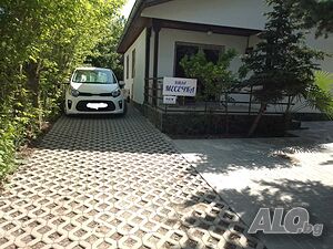 Къщи за гости Вила, Месечка”