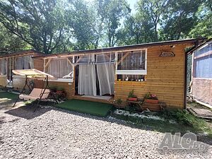 Къщи за гости Нашето място ”Сини мечти” в Китен, Атлиман