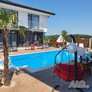 Къщи за гости Къща ”Капитан Нико” и Апартаменти с изглед море, басейн, джакузи и закуска