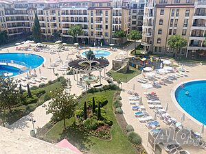 нощувки Студио с капацитет 4 човека, комплекс Роял Сън с басейн/ROYAL SUN HOLIDAY COMPLEX Слънчев бряг