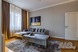 нощувки 120 кв.м апартамент в центъра до Mall of Sofia