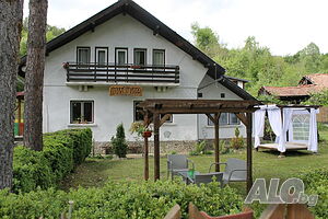 Къщи за гости Вила Бор