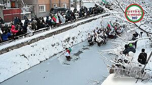 image_32