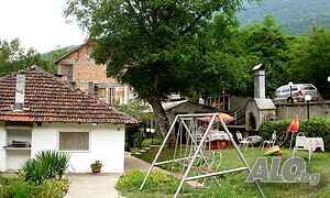 Легло в стая Вила Неделеви
