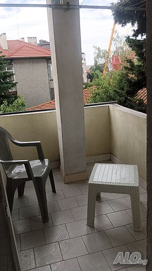 нощувки Бургас, нощувки в голям двустаен апартамент 60 кв.м на ул. Д-р Нидер