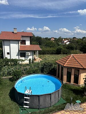 Вила под наем Роуз