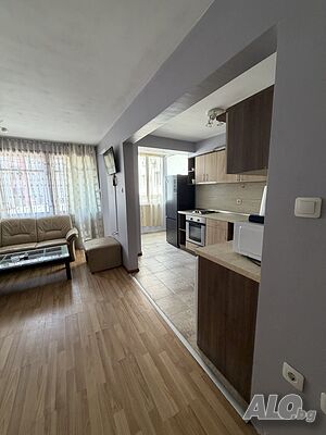 нощувки 🏡 Просторен апартамент за нощувки в Бургас - кв. Възраждане