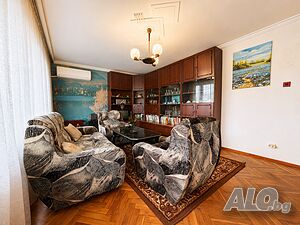 нощувки Просторен апартамент за нощувки в Несебър - 2 спални, 2 тераси, 300 м от Централния южен плаж