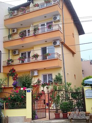 Стая под наем Стаи за нощувки в Черноморец.