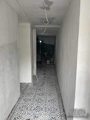 Легло в стая Къща в суперцентър за строителни РАБОТНИЦИ