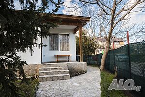 Къщи за гости Уютни уединени градски къщи в Град Варна