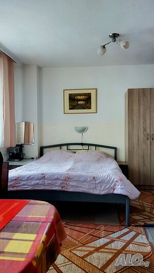 нощувки Студио за двама в центъра на града 35 евро