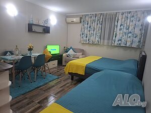 Стая под наем Студио под наем - първа линия